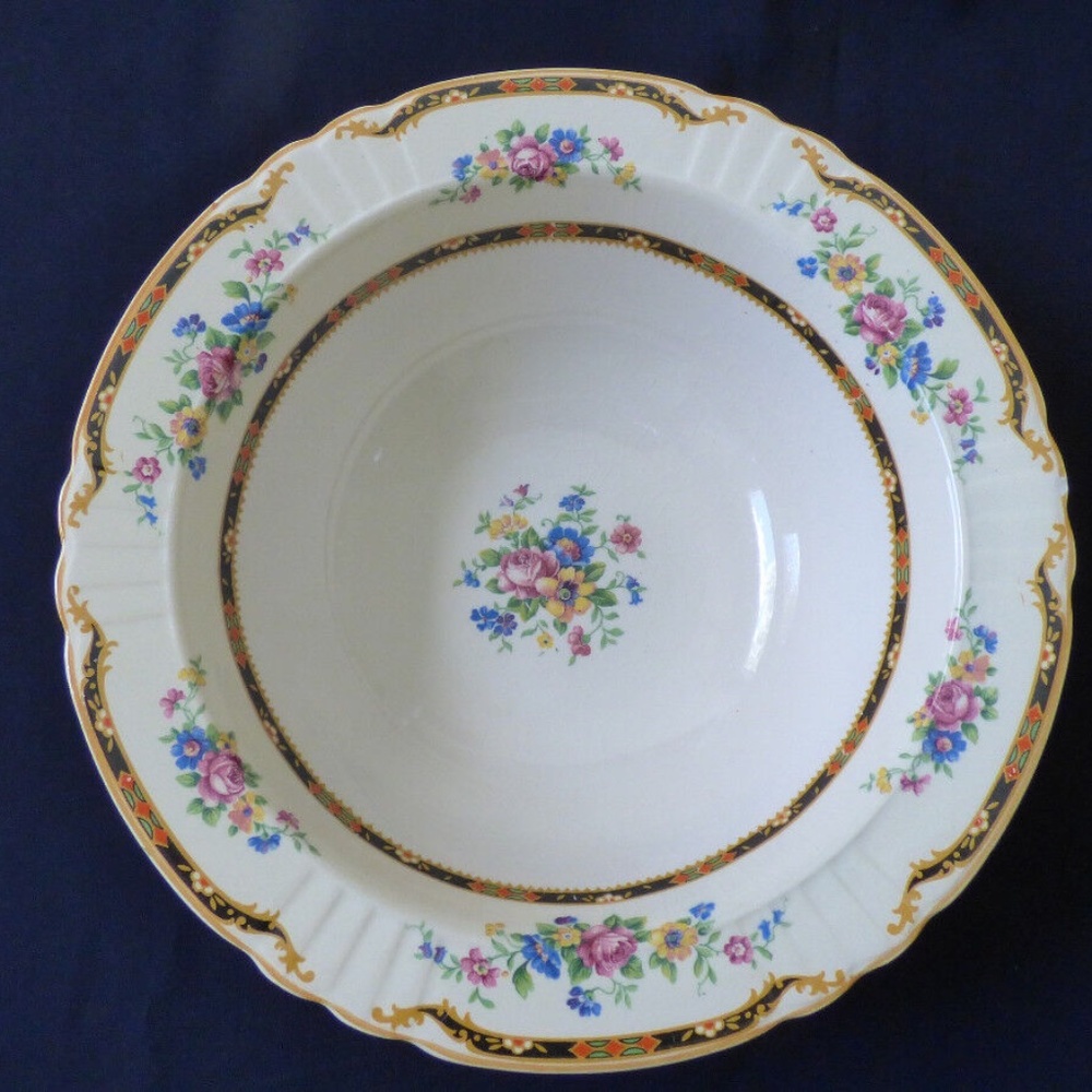 Myott Staffordshire England 9" Round Serving Bowl Floral Rose Chic Small Chip